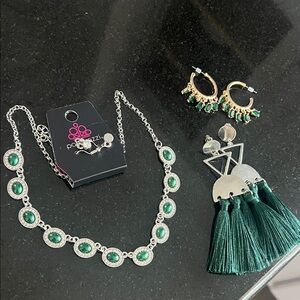Green with envy ♥️❤️ Necklace and earrings